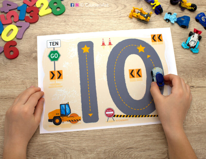 Early math printable materials for number formation. Construction site themed activity for truck lovers. Easy to prepare toddler and preschool educational resources.